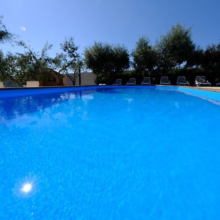 Tenuta Con Due Abitazioni Indipendenti Martina Franca Ngoại thất bức ảnh