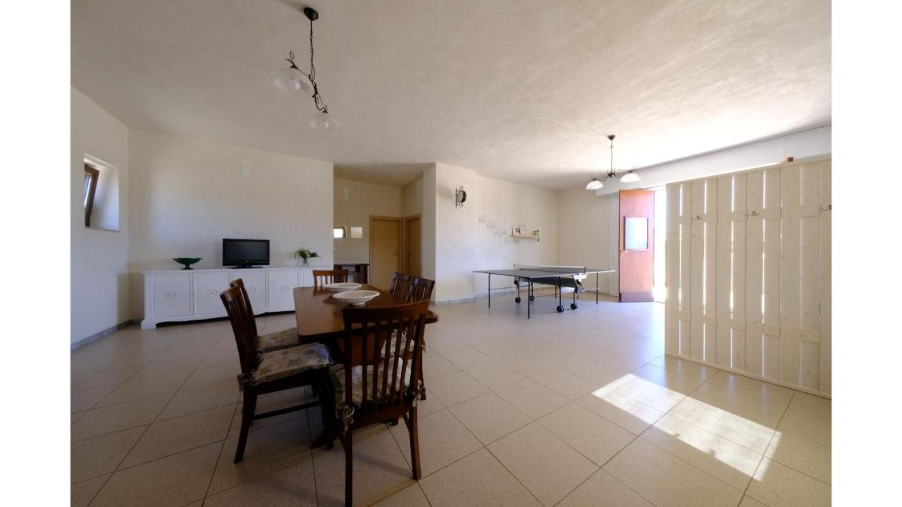 Tenuta Con Due Abitazioni Indipendenti Martina Franca Ngoại thất bức ảnh