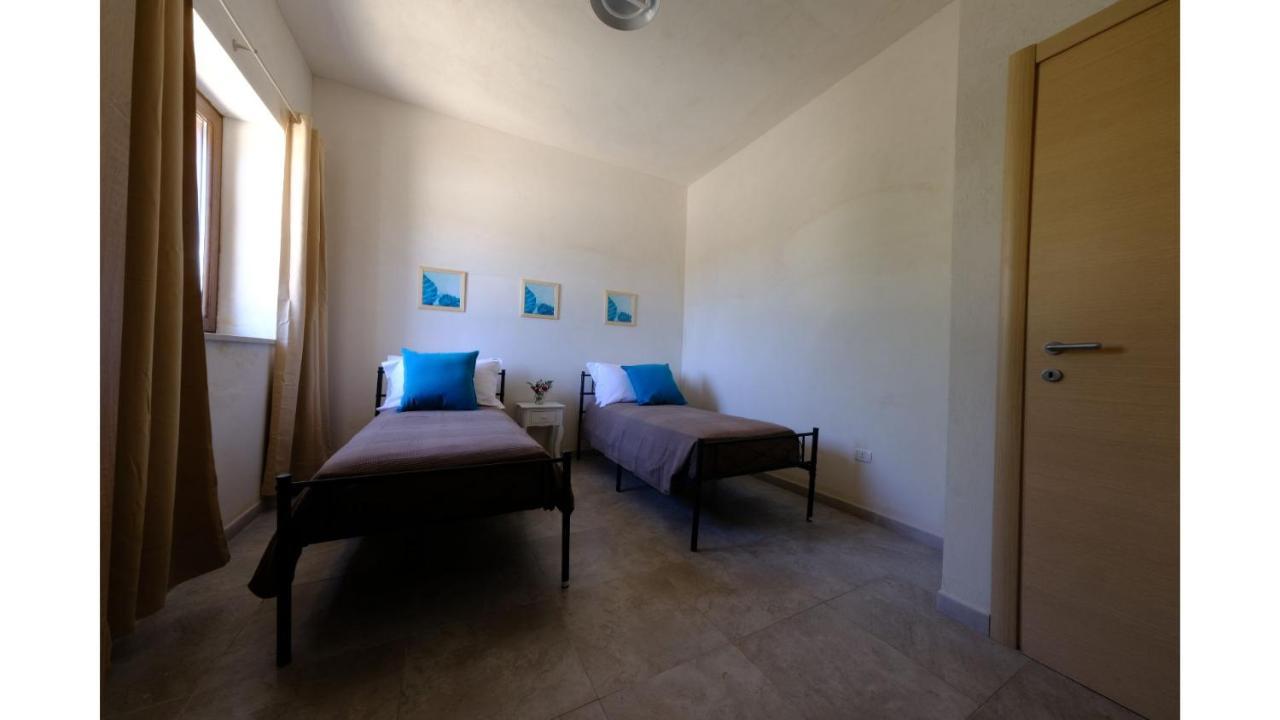 Tenuta Con Due Abitazioni Indipendenti Martina Franca Ngoại thất bức ảnh