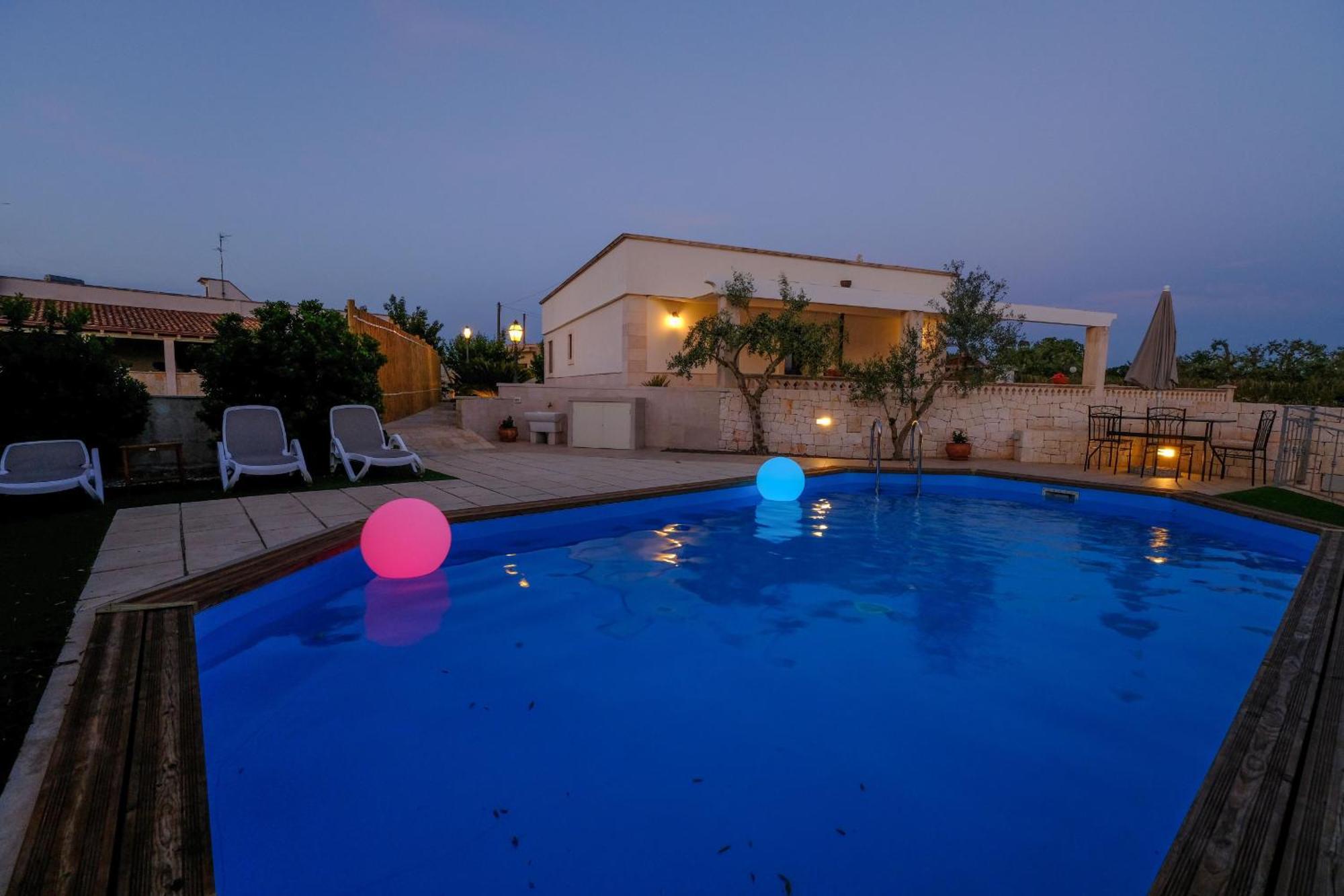 Tenuta Con Due Abitazioni Indipendenti Martina Franca Ngoại thất bức ảnh