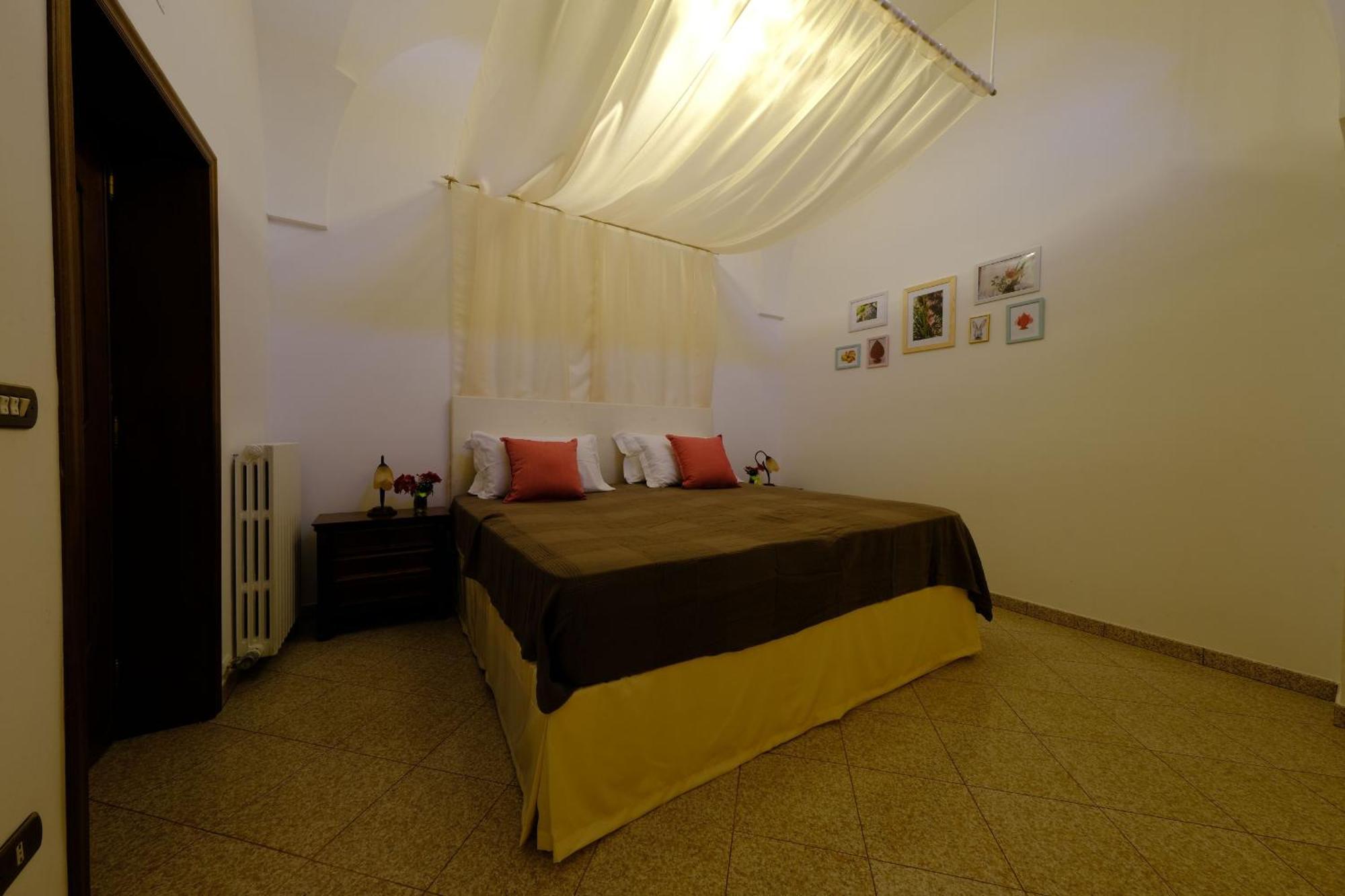 Tenuta Con Due Abitazioni Indipendenti Martina Franca Ngoại thất bức ảnh