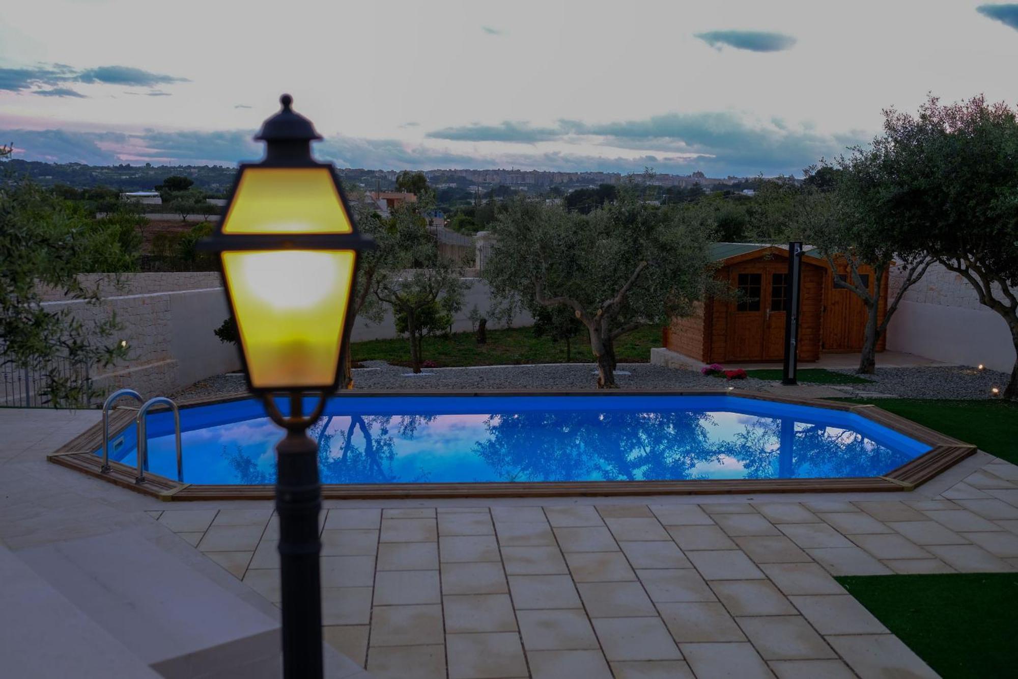 Tenuta Con Due Abitazioni Indipendenti Martina Franca Ngoại thất bức ảnh