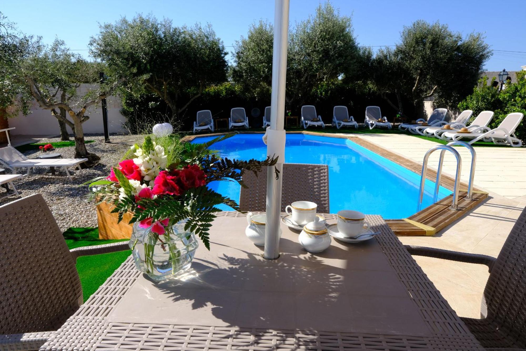 Tenuta Con Due Abitazioni Indipendenti Martina Franca Ngoại thất bức ảnh