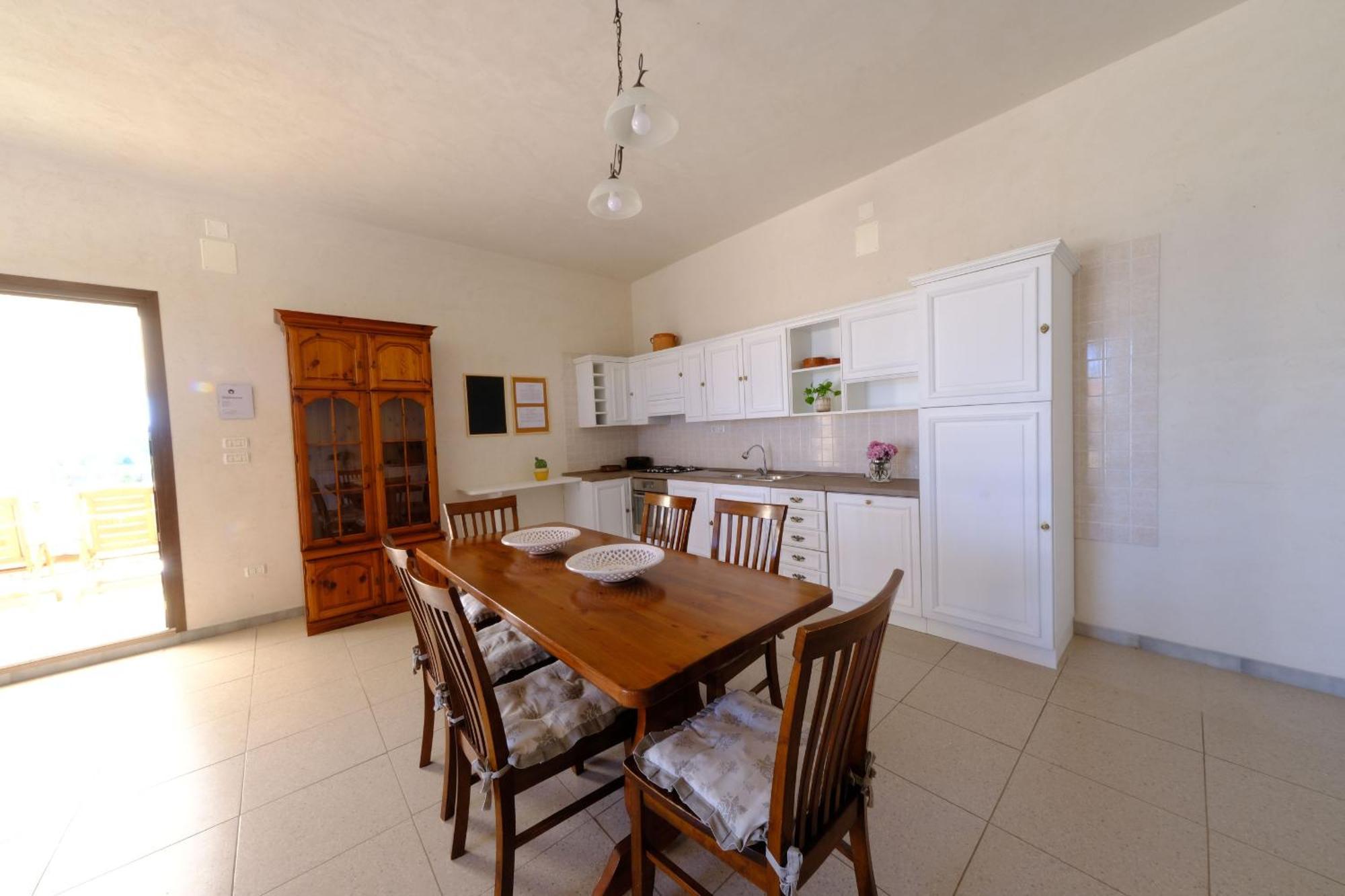 Tenuta Con Due Abitazioni Indipendenti Martina Franca Ngoại thất bức ảnh
